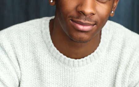 Brett Gray Net Worth, Relationships, Age/Birthdate & Birthday Facts