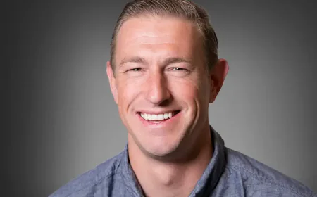 Ryan Graves Net Worth, Relationships, Age/Birthdate & Birthday Facts