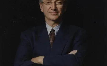 Michael Graves Net Worth, Relationships, Age/Birthdate & Birthday Facts