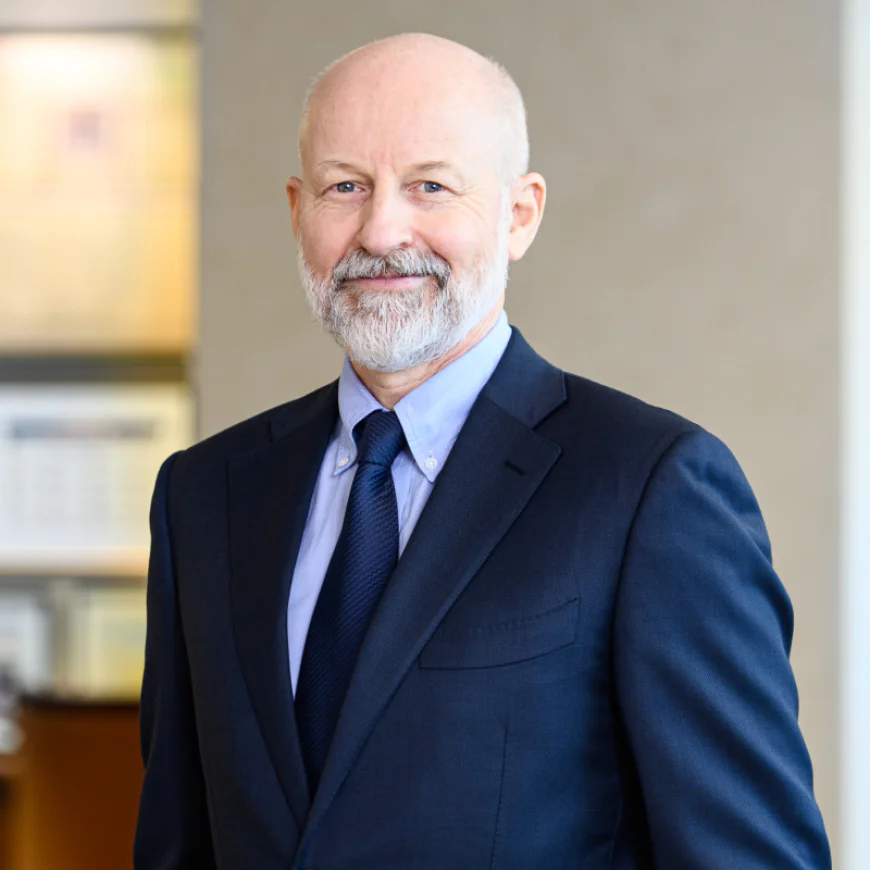 Christopher Chandler Net Worth, Relationships, Age/Birthdate & Birthday