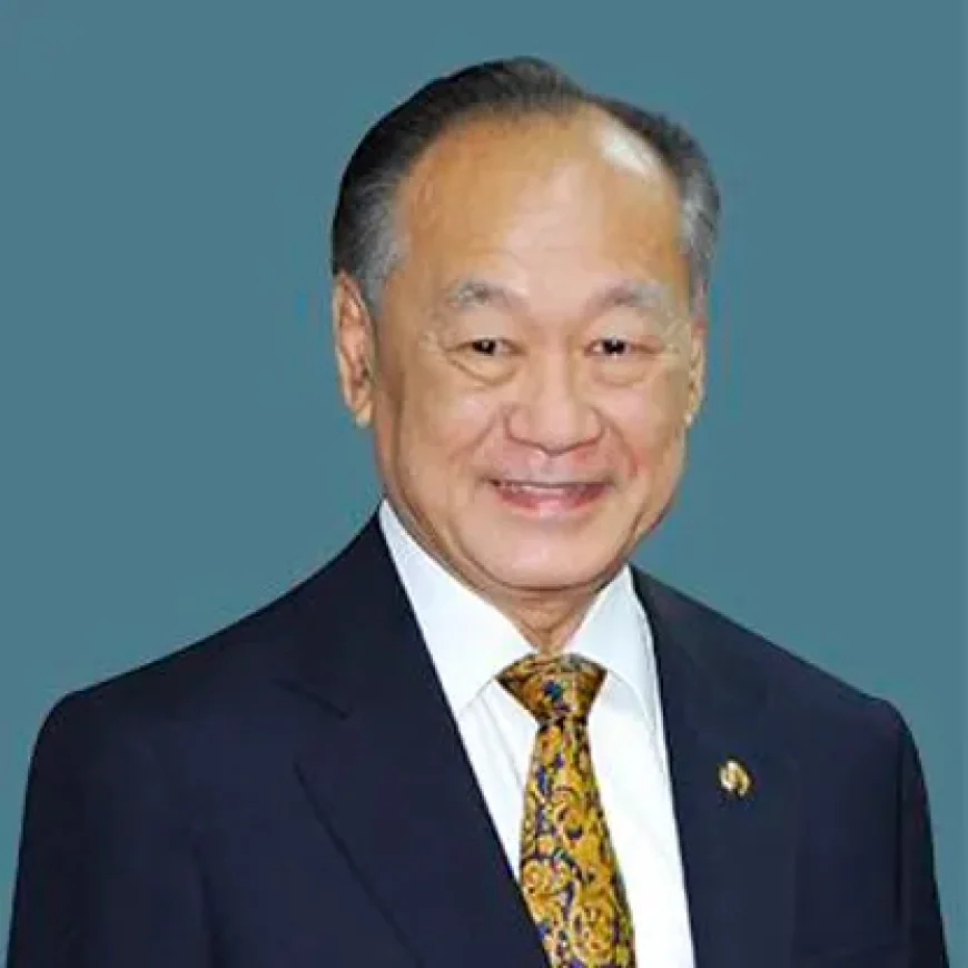 Vanich Chaiyawan Net Worth, Relationships, Age/Birthdate & Birthday