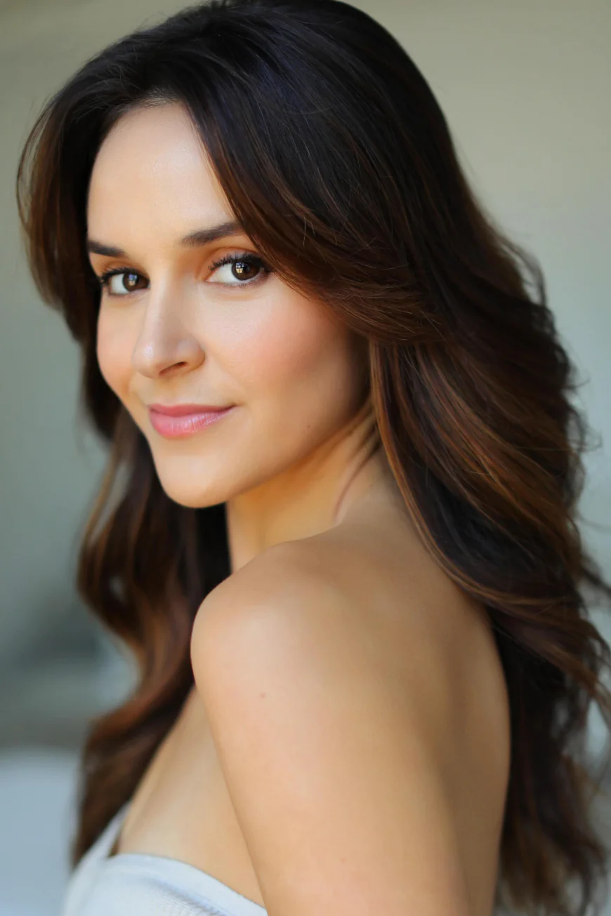 Shanley Caswell Net Worth, Relationships, Age/Birthdate & Birthday