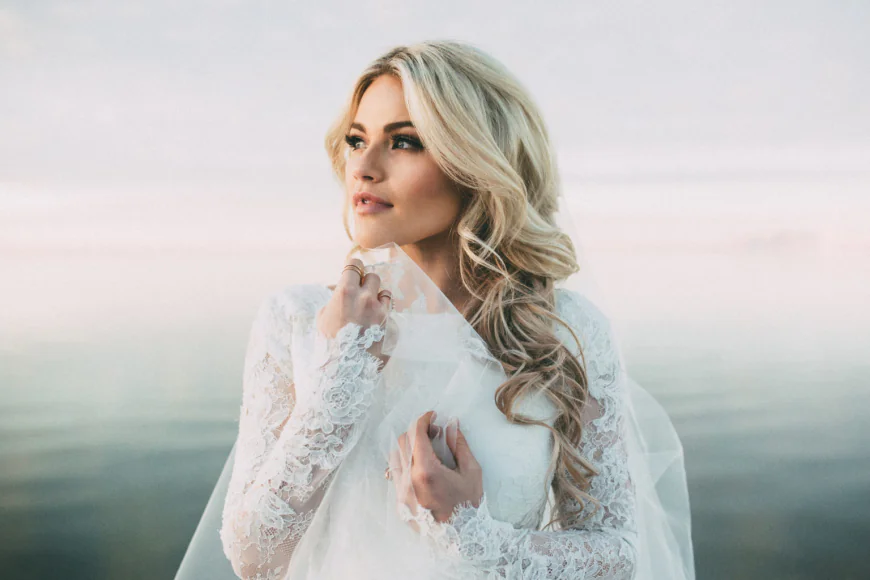 Witney Carson Net Worth, Relationships, Age/Birthdate & Birthday