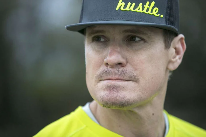 Eric Byrnes Net Worth, Relationships, Age/Birthdate & Birthday