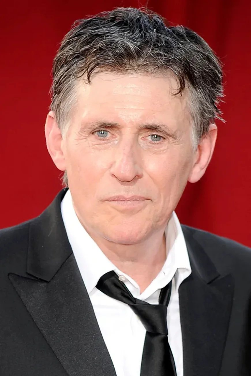 Gabriel Byrne Net Worth, Relationships, Age/Birthdate & Birthday