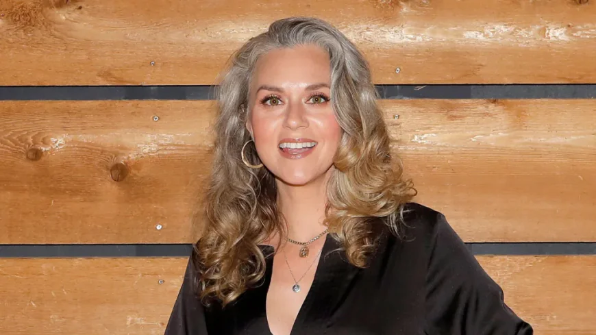 Hilarie Burton Net Worth, Relationships, Age/Birthdate & Birthday