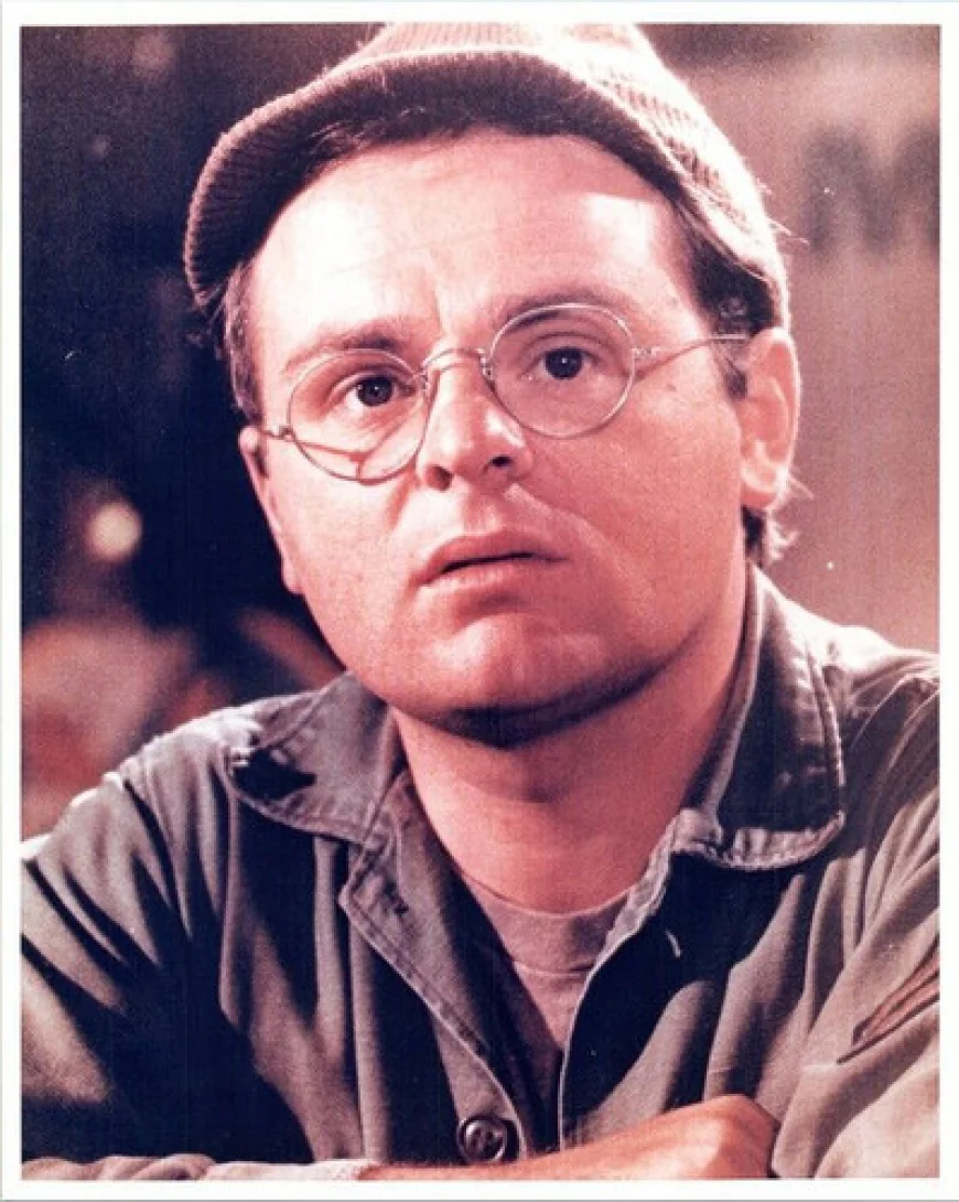 Gary Burghoff Net Worth, Relationships, Age/Birthdate & Birthday