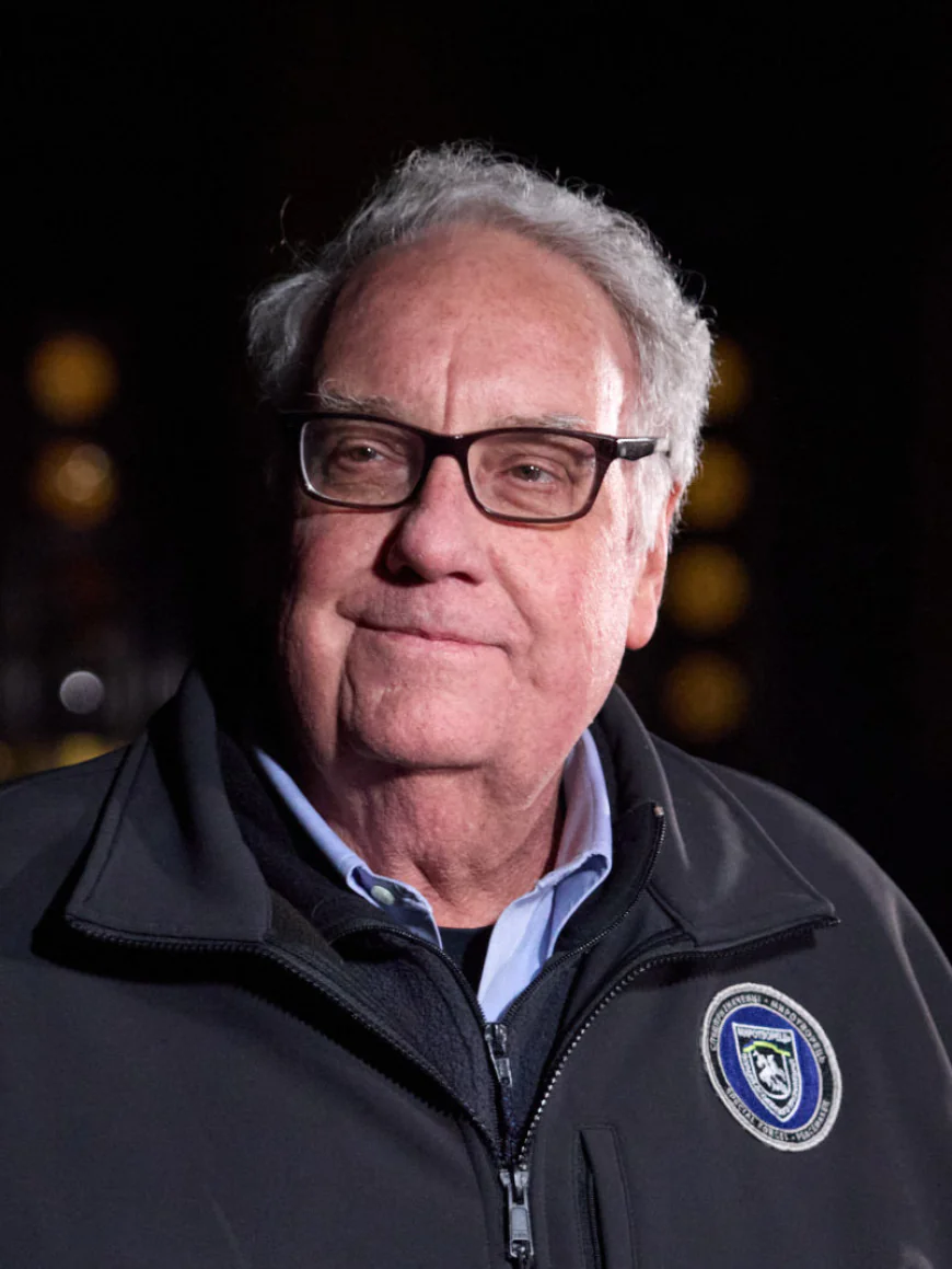Howard Buffett Net Worth, Relationships, Age/Birthdate & Birthday