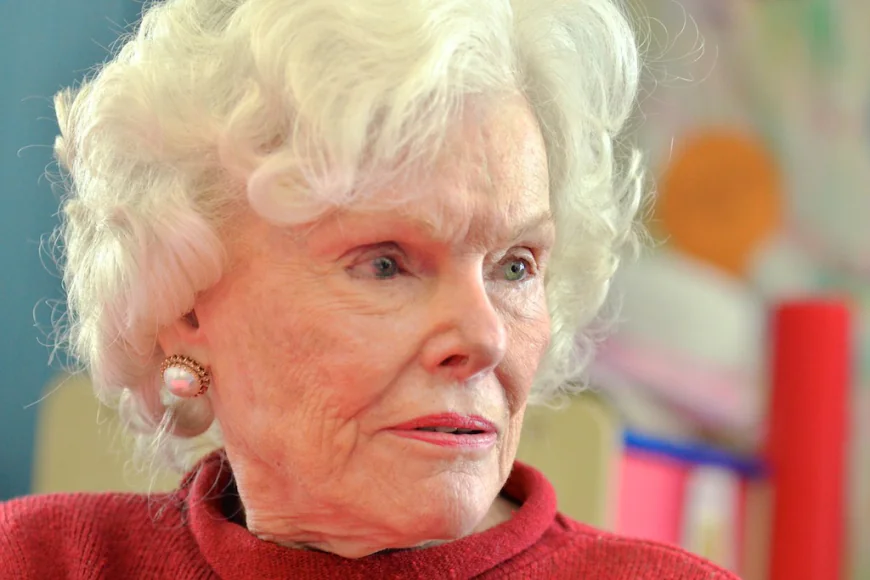 Doris Buffett Net Worth, Relationships, Age/Birthdate & Birthday