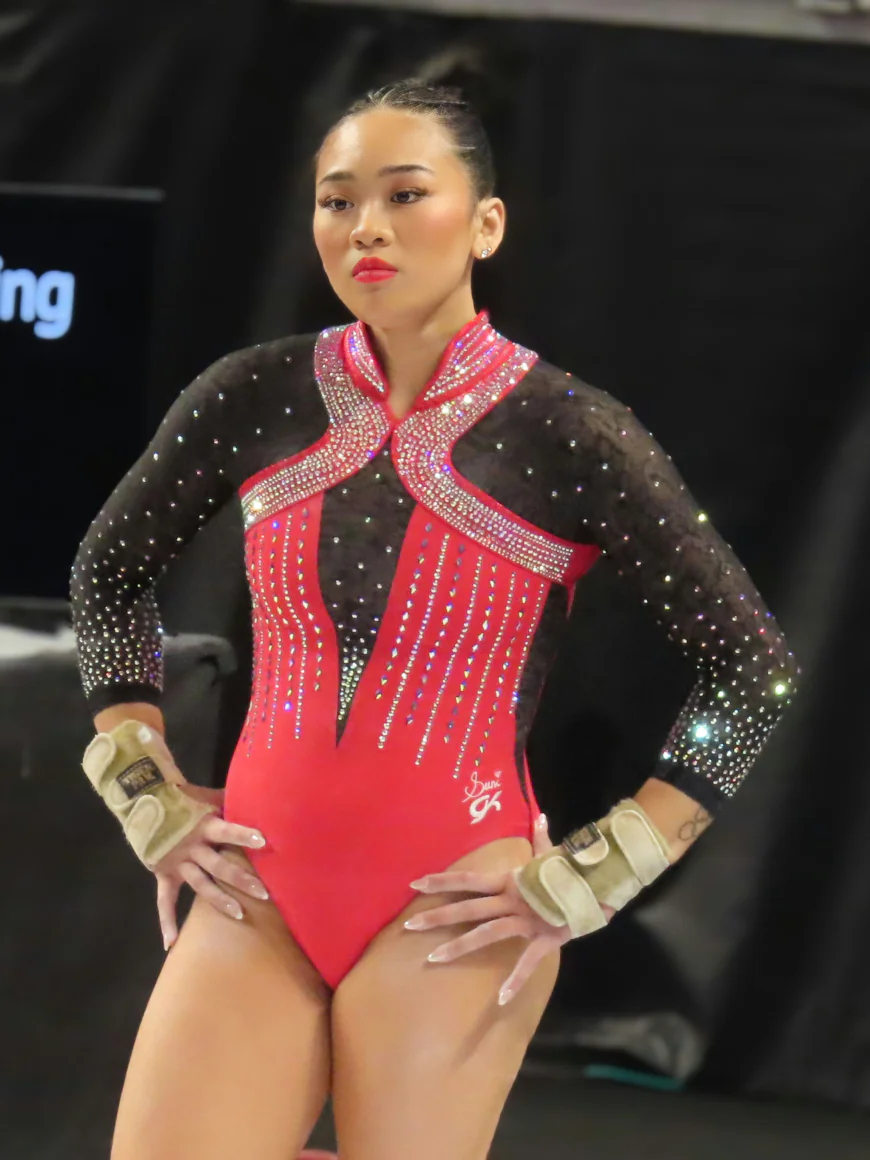 Suni Lee Net Worth, Relationships, Age/Birthdate & Birthday Facts