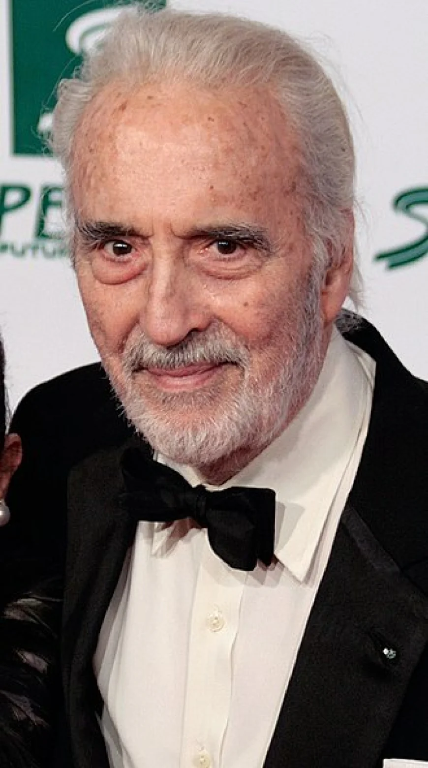 Christopher Lee Net Worth, Relationships, Age/Birthdate & Birthday Facts