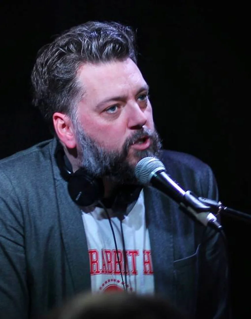 Iain Lee Net Worth, Relationships, Age/Birthdate & Birthday Facts