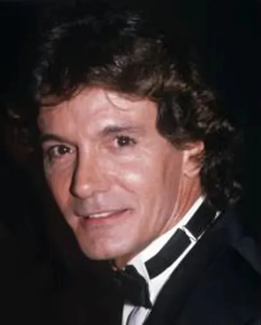 Jean LeClerc Net Worth, Relationships, Age/Birthdate & Birthday Facts