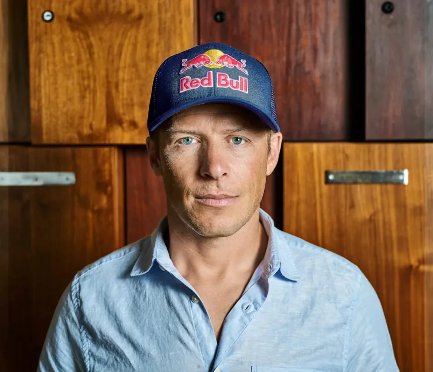 Levi LaVallee Net Worth, Relationships, Age/Birthdate & Birthday Facts