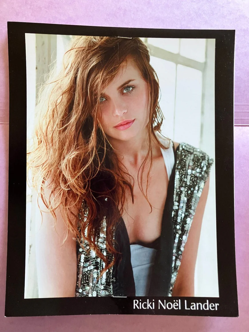 Ricki Noel Lander Net Worth, Relationships, Age/Birthdate & Birthday Facts