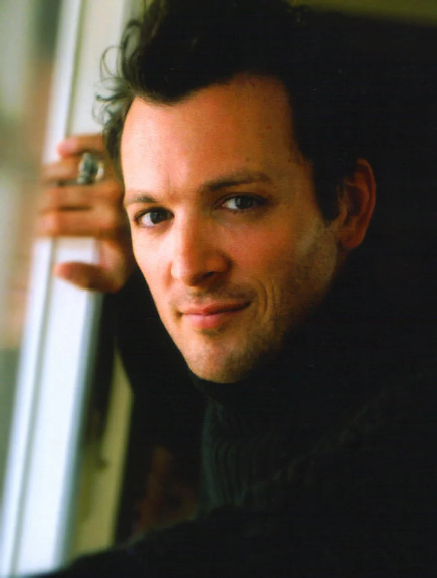 Zane Lamprey Net Worth, Relationships, Age/Birthdate & Birthday Facts