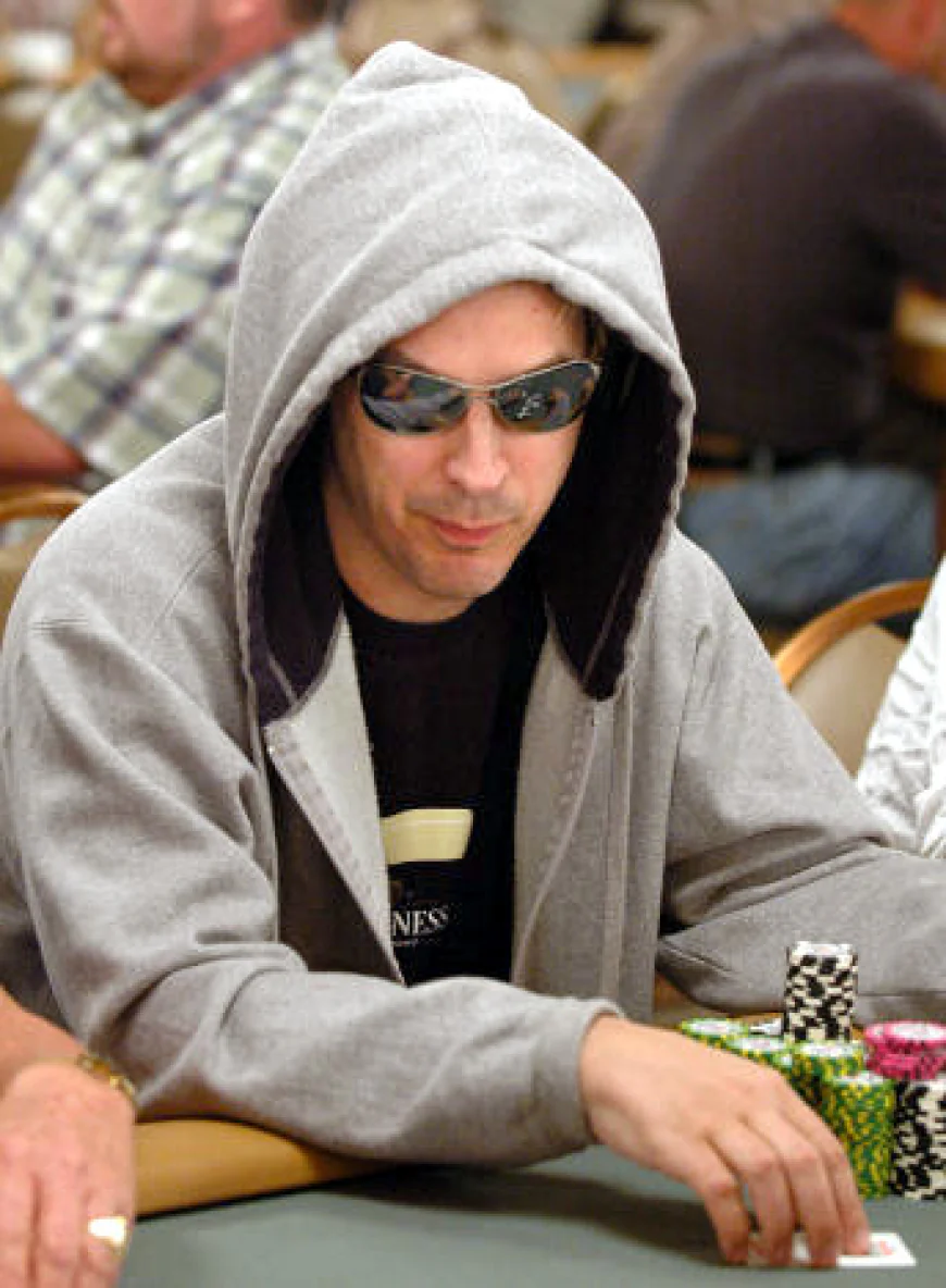 Phil Laak Net Worth, Relationships, Age/Birthdate & Birthday Facts