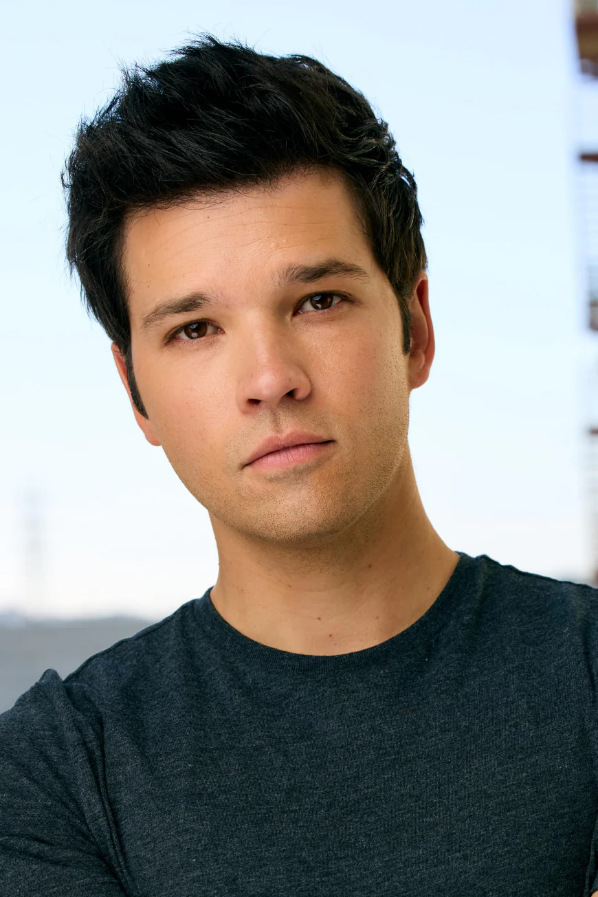 Nathan Kress Net Worth, Relationships, Age/Birthdate & Birthday Facts