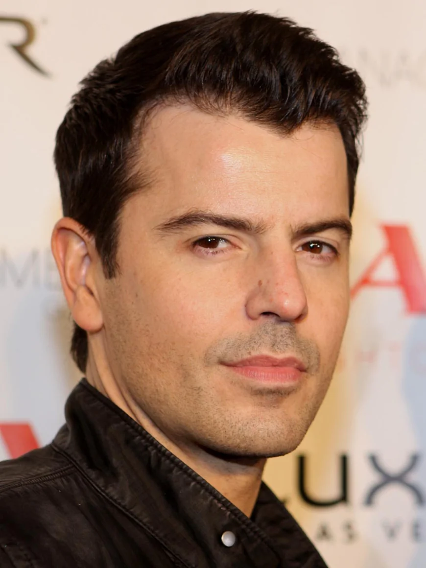 Jordan Knight Net Worth, Relationships, Age/Birthdate & Birthday Facts