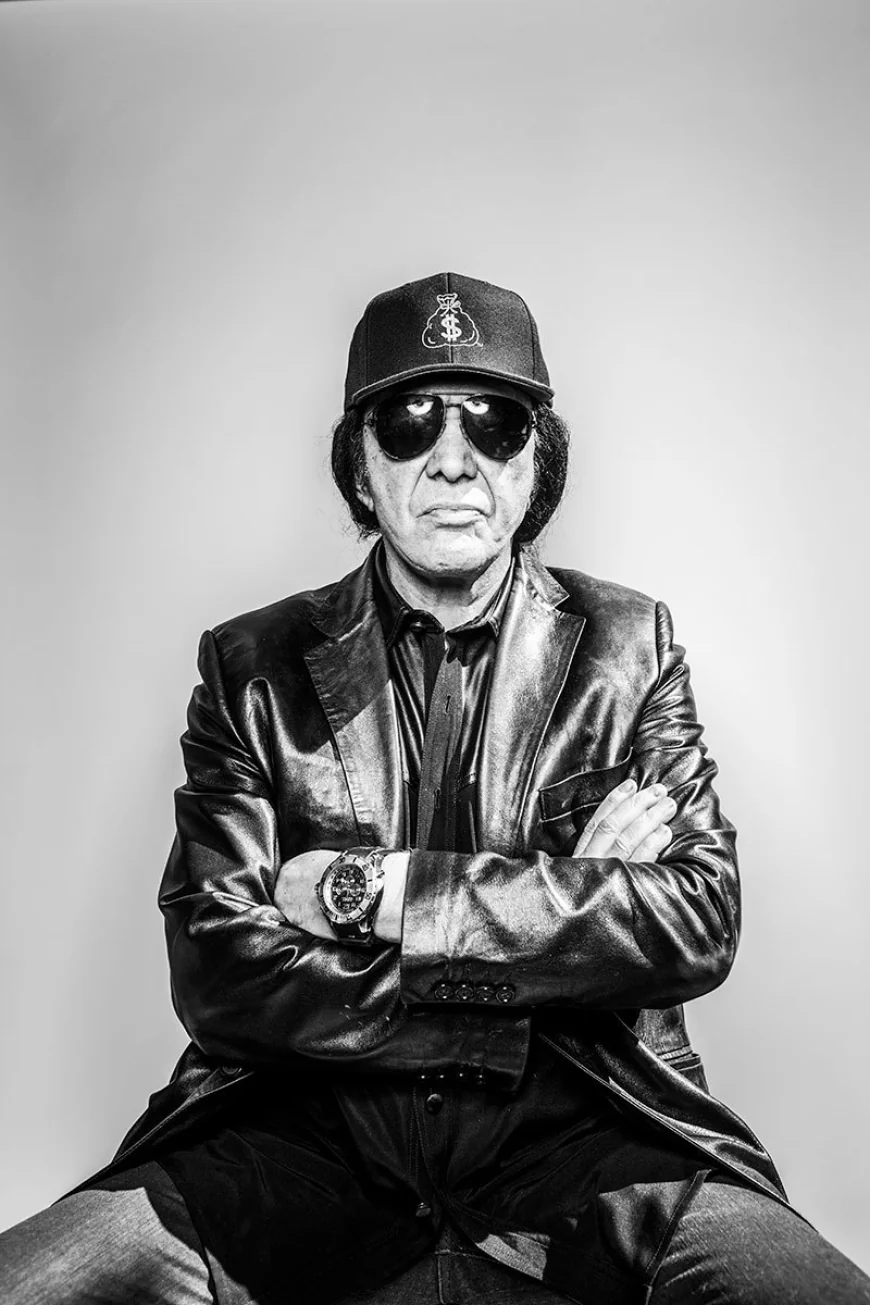 Kiss Net Worth, Relationships, Age/Birthdate & Birthday Facts