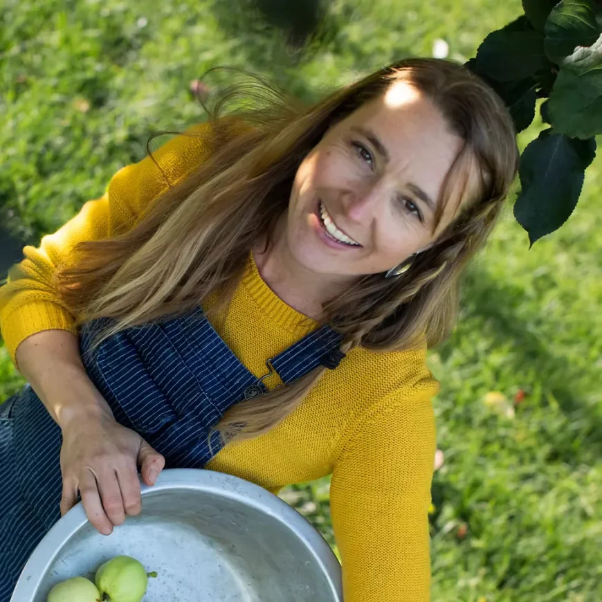 Eve Kilcher Net Worth, Relationships, Age/Birthdate & Birthday Facts