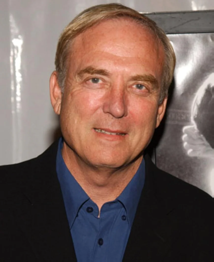 James Keach Net Worth, Relationships, Age/Birthdate & Birthday Facts