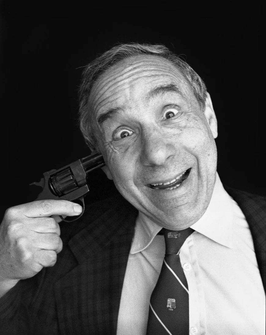 Lloyd Kaufman Net Worth, Relationships, Age/Birthdate & Birthday Facts
