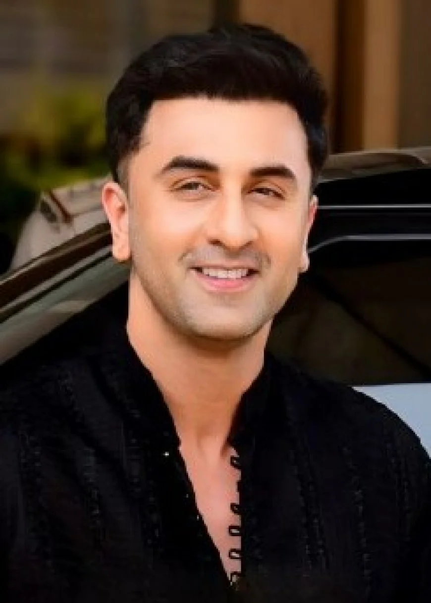 Ranbir Kapoor Net Worth, Relationships, Age/Birthdate & Birthday Facts