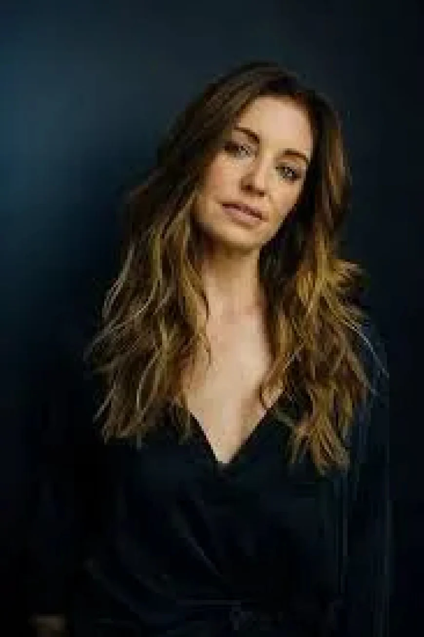 Bianca Kajlich Net Worth, Relationships, Age/Birthdate & Birthday Facts