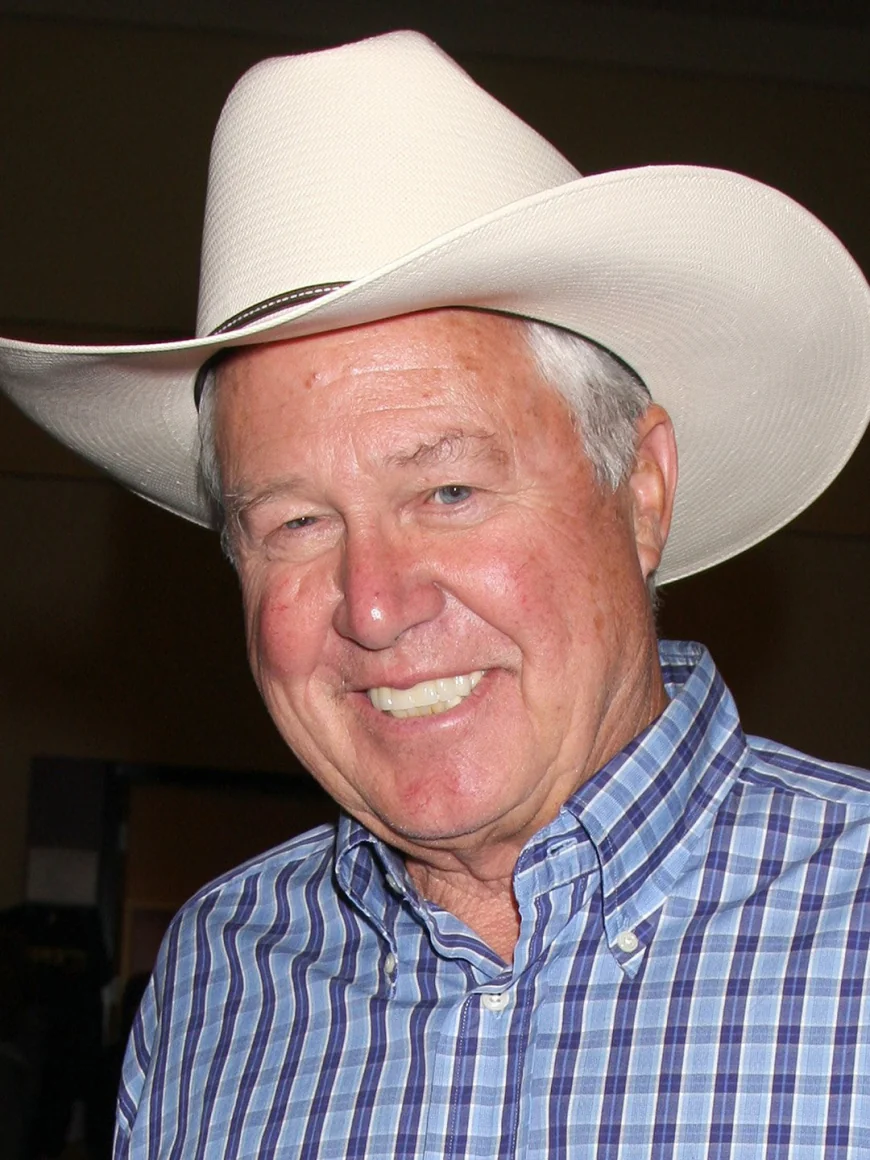 Steve Kanaly Net Worth, Relationships, Age/Birthdate & Birthday Facts