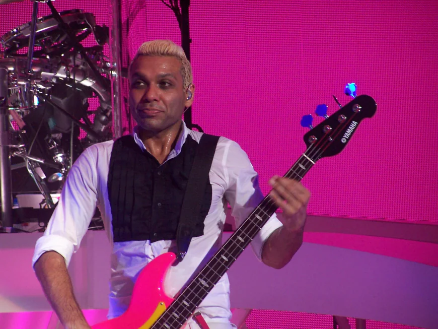Tony Kanal Net Worth, Relationships, Age/Birthdate & Birthday Facts