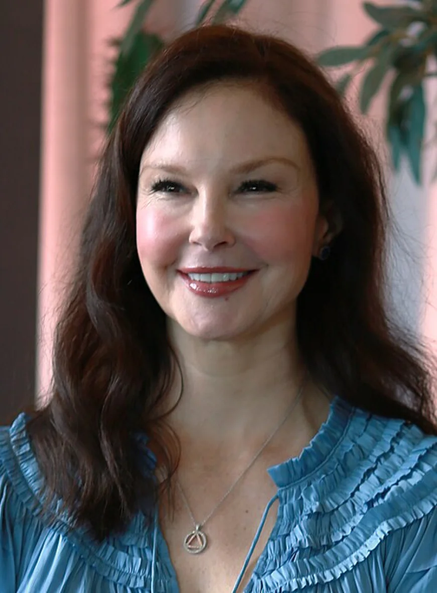 Ashley Judd Net Worth, Relationships, Age/Birthdate & Birthday Facts