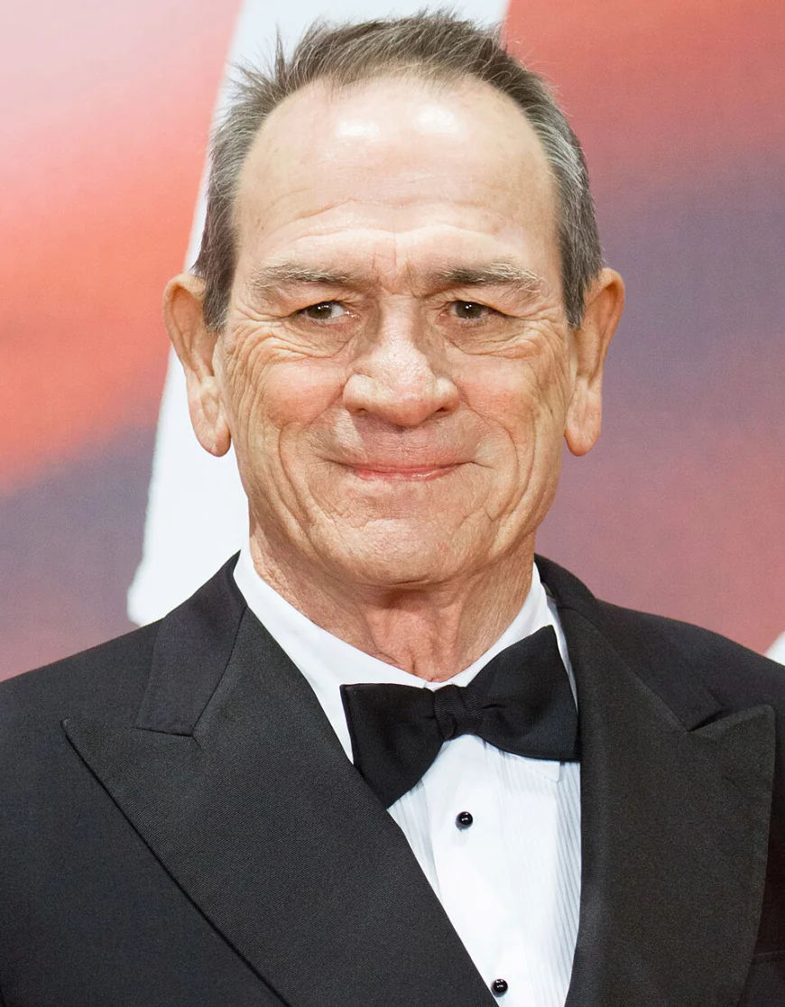 Tommy Lee Jones Net Worth, Relationships, Age/Birthdate & Birthday Facts