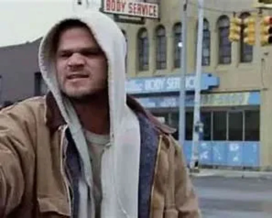 Evan Jones Net Worth, Relationships, Age/Birthdate & Birthday Facts