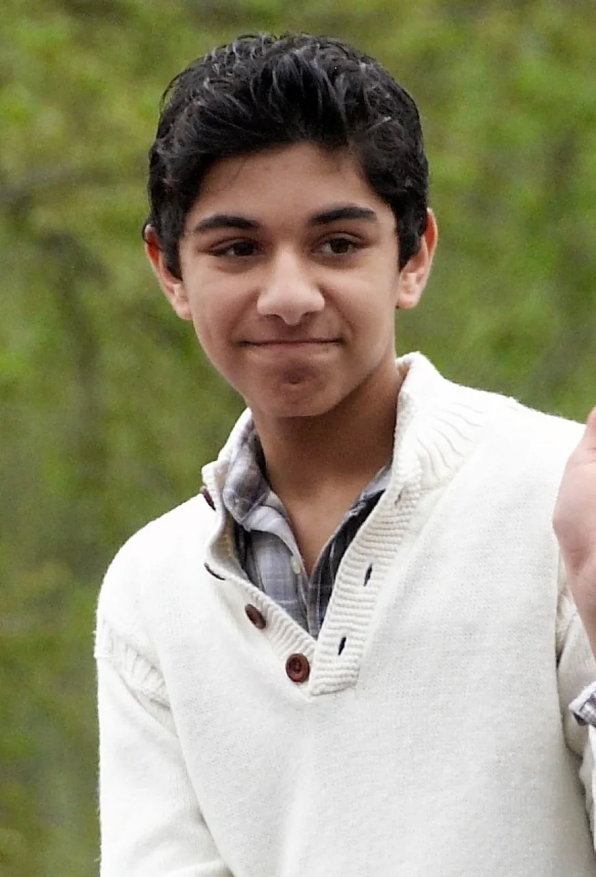 Mark Indelicato Net Worth, Relationships, Age/Birthdate & Birthday Facts