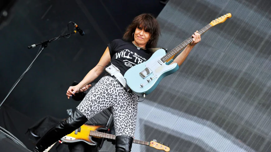 Chrissie Hynde Net Worth, Relationships, Age/Birthdate & Birthday Facts