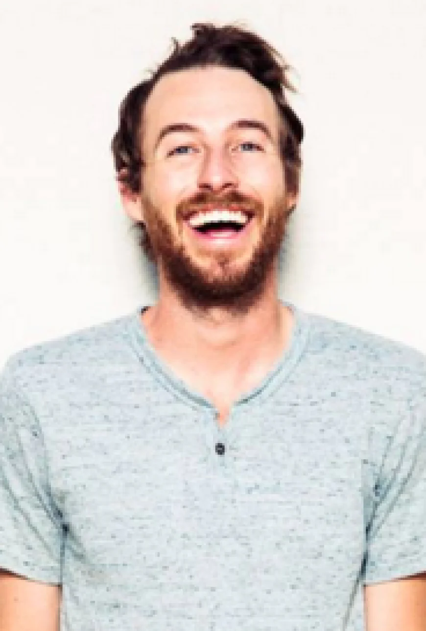 Jake Hurwitz Net Worth, Relationships, Age/Birthdate & Birthday Facts