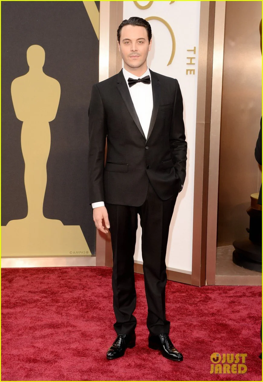 Jack Huston Net Worth, Relationships, Age/Birthdate & Birthday Facts