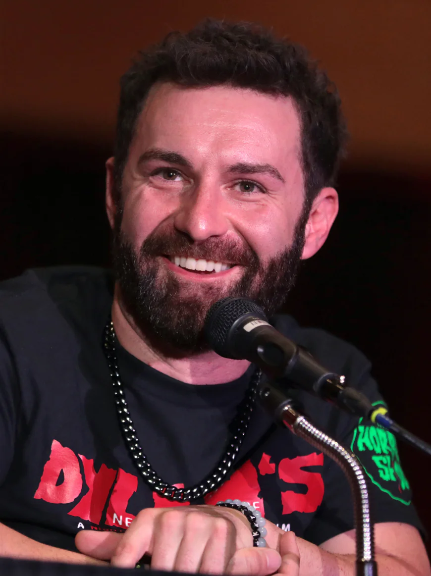 Miko Hughes Net Worth, Relationships, Age/Birthdate & Birthday Facts