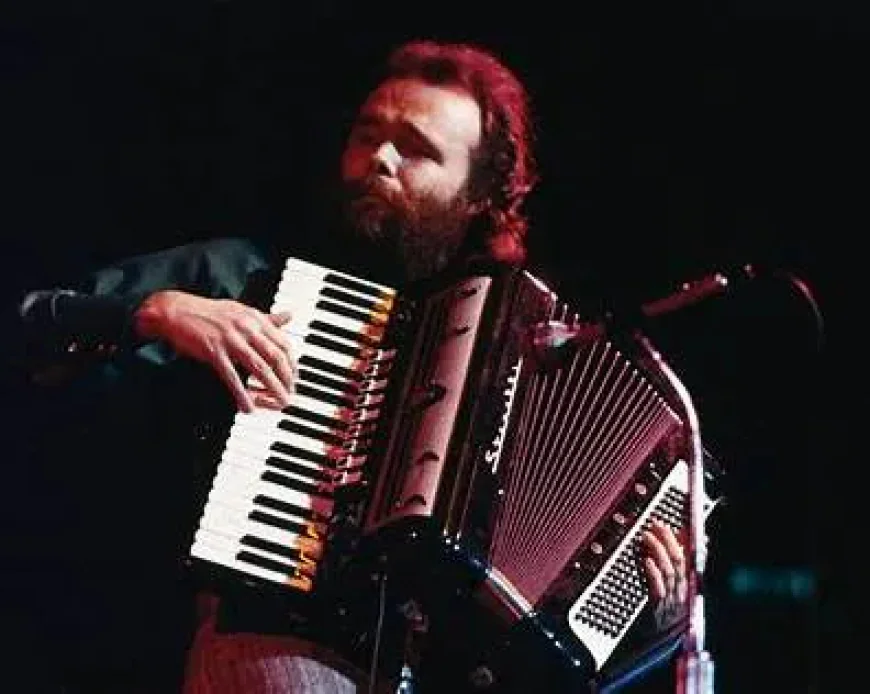Garth Hudson Net Worth, Relationships, Age/Birthdate & Birthday Facts