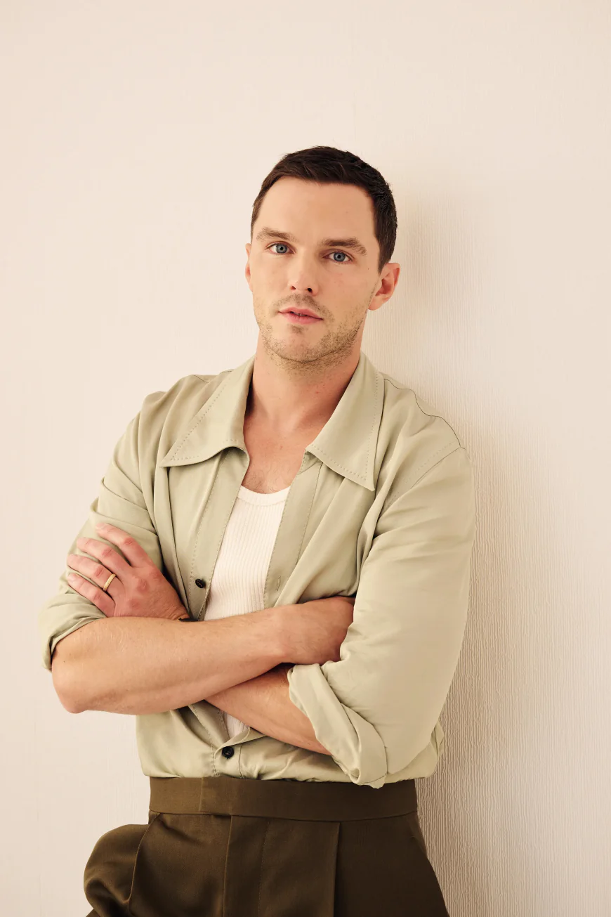 Nicholas Hoult Net Worth, Relationships, Age/Birthdate & Birthday Facts