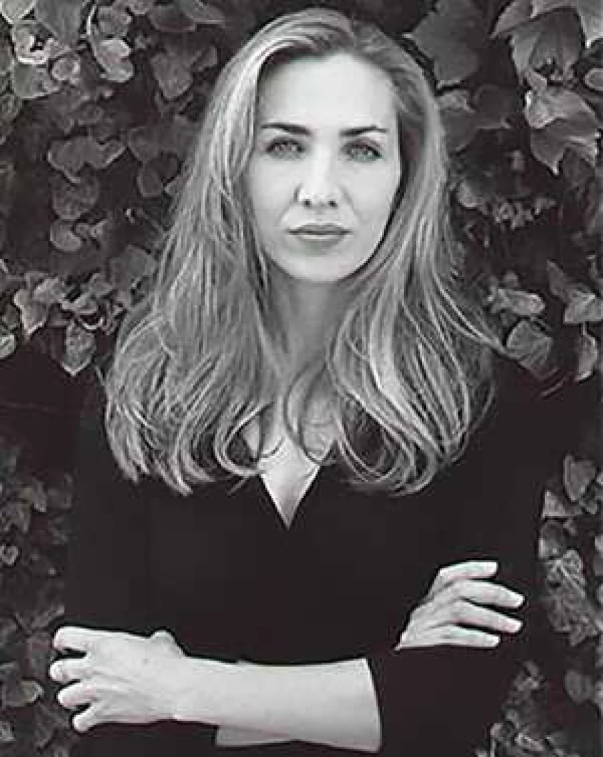 Laura Hillenbrand Net Worth, Relationships, Age/Birthdate & Birthday Facts