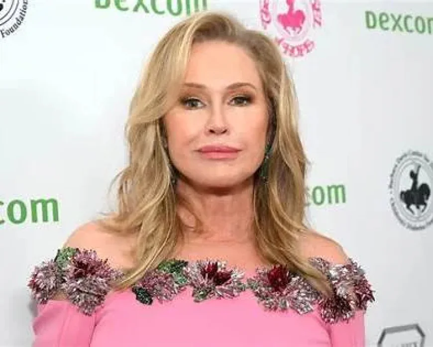 Kathy Hilton Net Worth, Relationships, Age/Birthdate & Birthday Facts