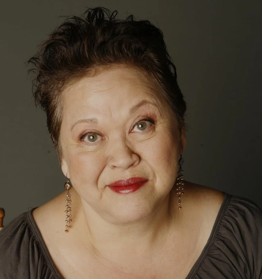 Amy Hill Net Worth, Relationships, Age/Birthdate & Birthday Facts