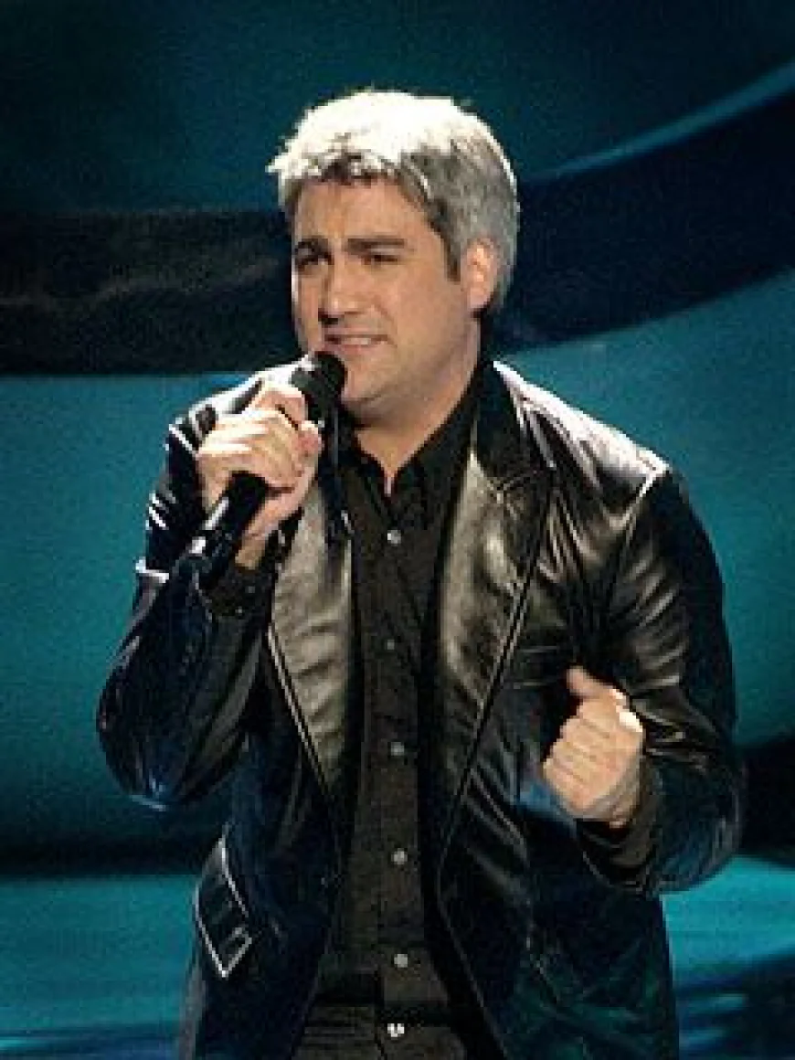 Taylor Hicks Net Worth, Relationships, Age/Birthdate & Birthday Facts