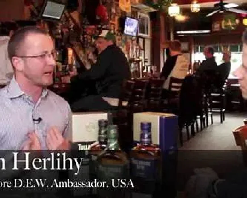 Tim Herlihy Net Worth, Relationships, Age/Birthdate & Birthday Facts