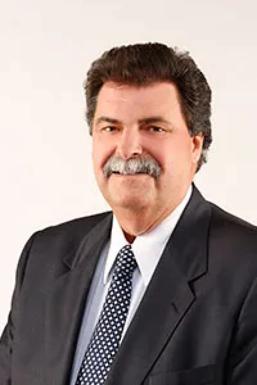 Mike Helton Net Worth, Relationships, Age/Birthdate & Birthday Facts