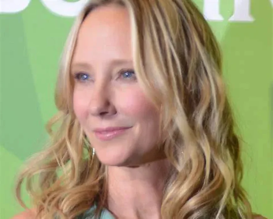 Anne Heche Net Worth, Relationships, Age/Birthdate & Birthday Facts