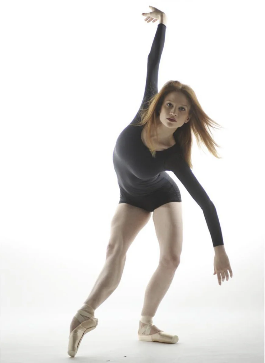 Sarah Hay Net Worth, Relationships, Age/Birthdate & Birthday Facts