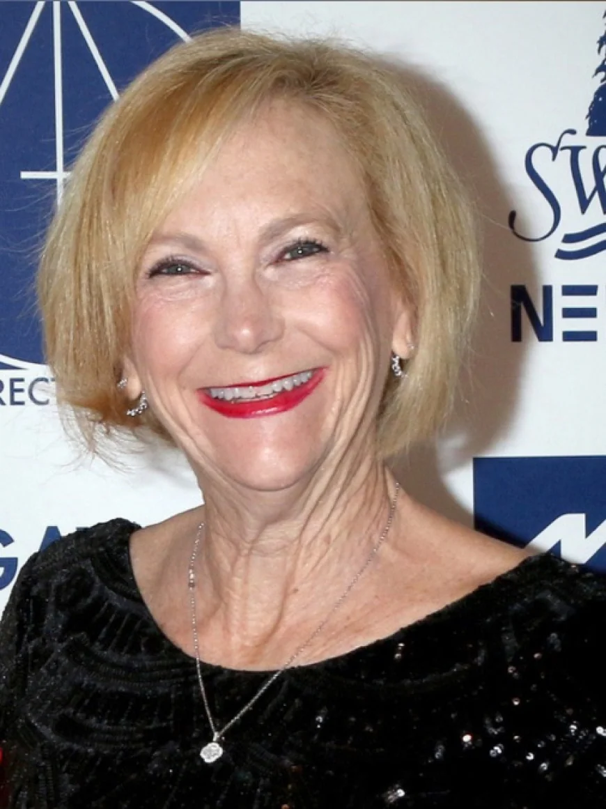 Paula Hart Net Worth, Relationships, Age/Birthdate & Birthday Facts